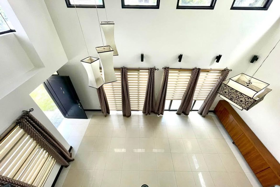 4 жұмалақты үй, Mahogany Place 1, Тагиг қаласы