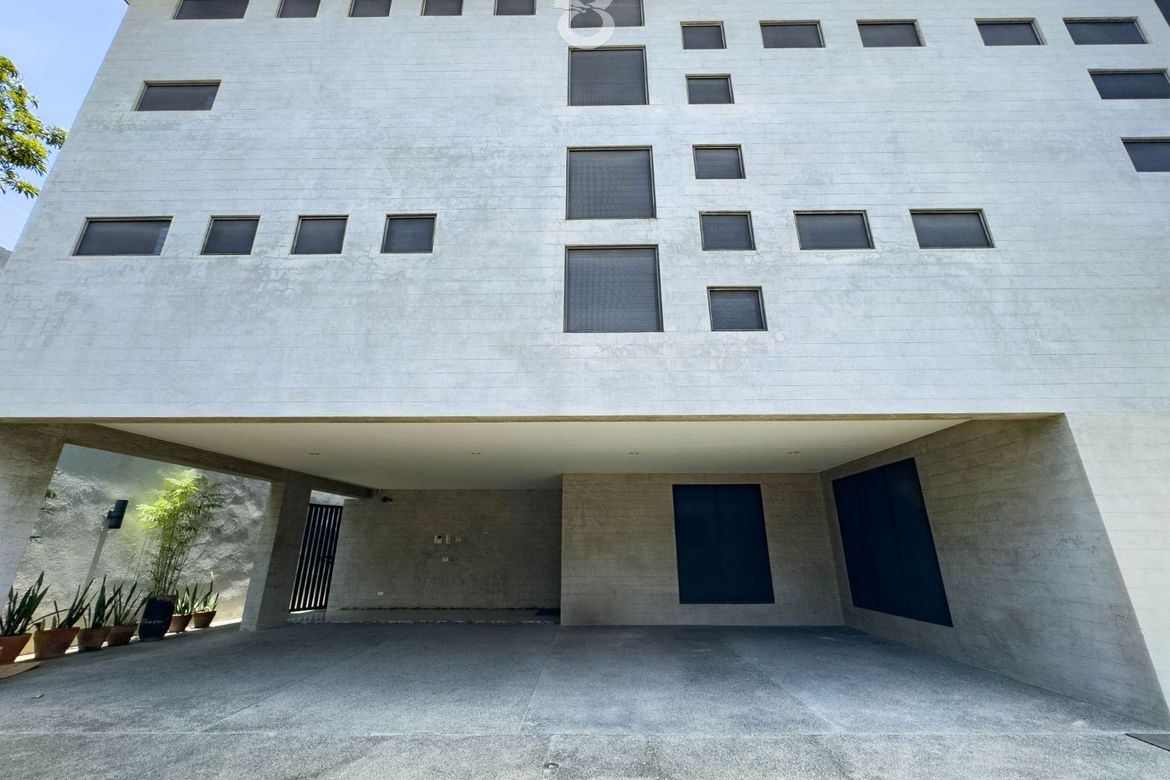 Fully Furnished Multi-Unit Property with Modern Design