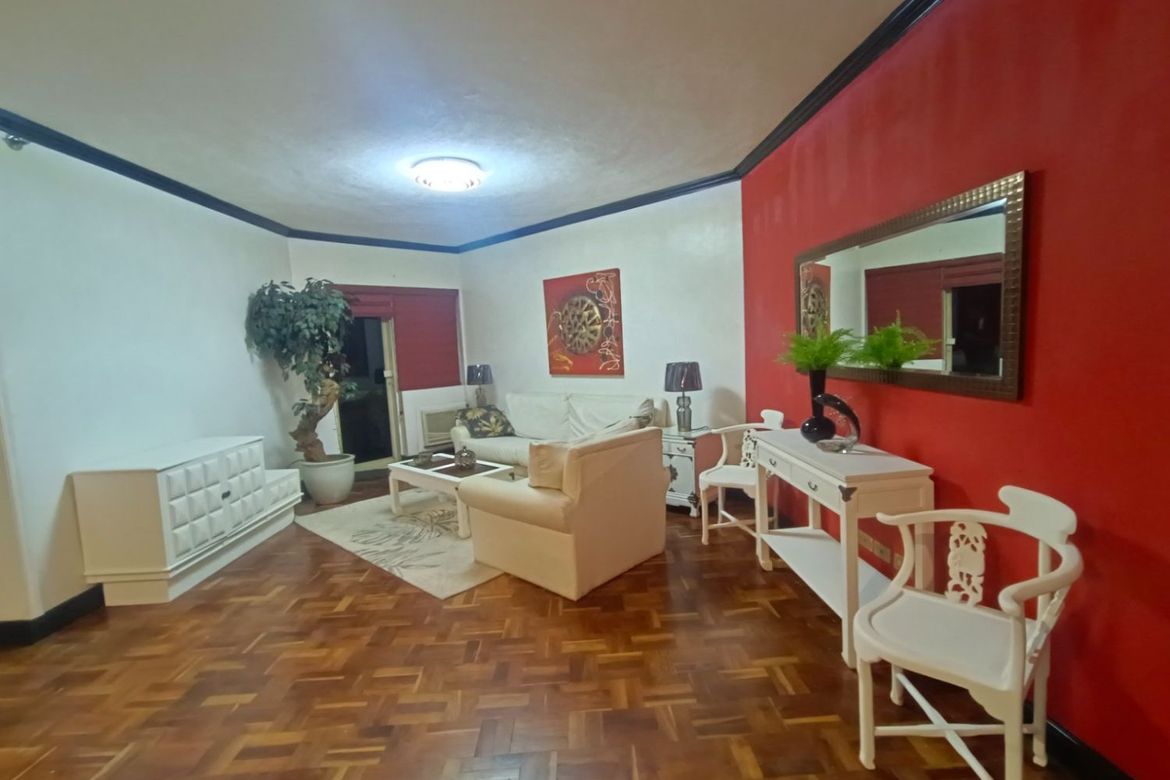 Fully Furnished 3-Bedroom Apartment with Parking