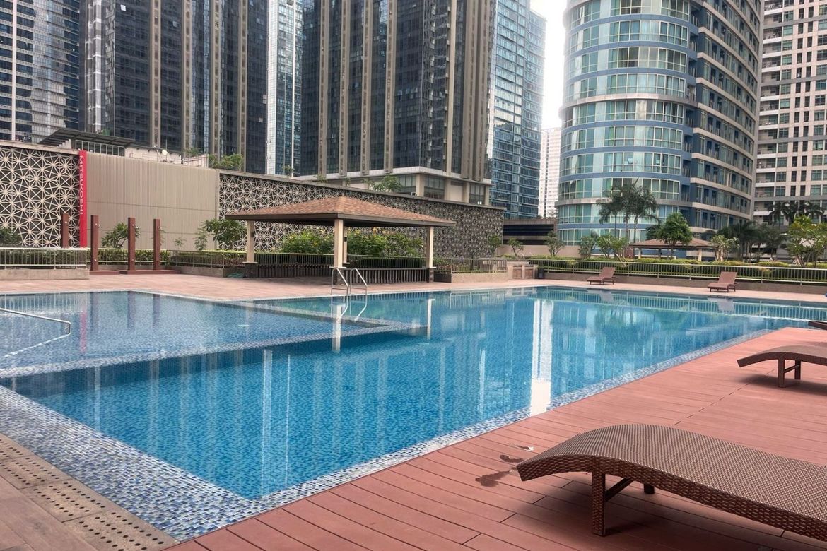 Central Park West-тегі 2 бөлмелі жиһазбен жабдықталған пәтер