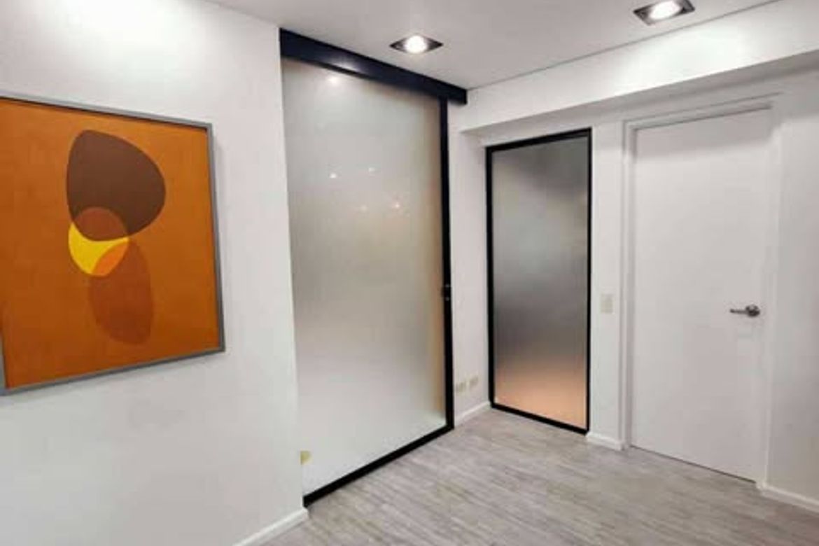 3-кімнатне кондо в оренду в Two Serendra, вежа Encino, BGC Тагіг Сіті