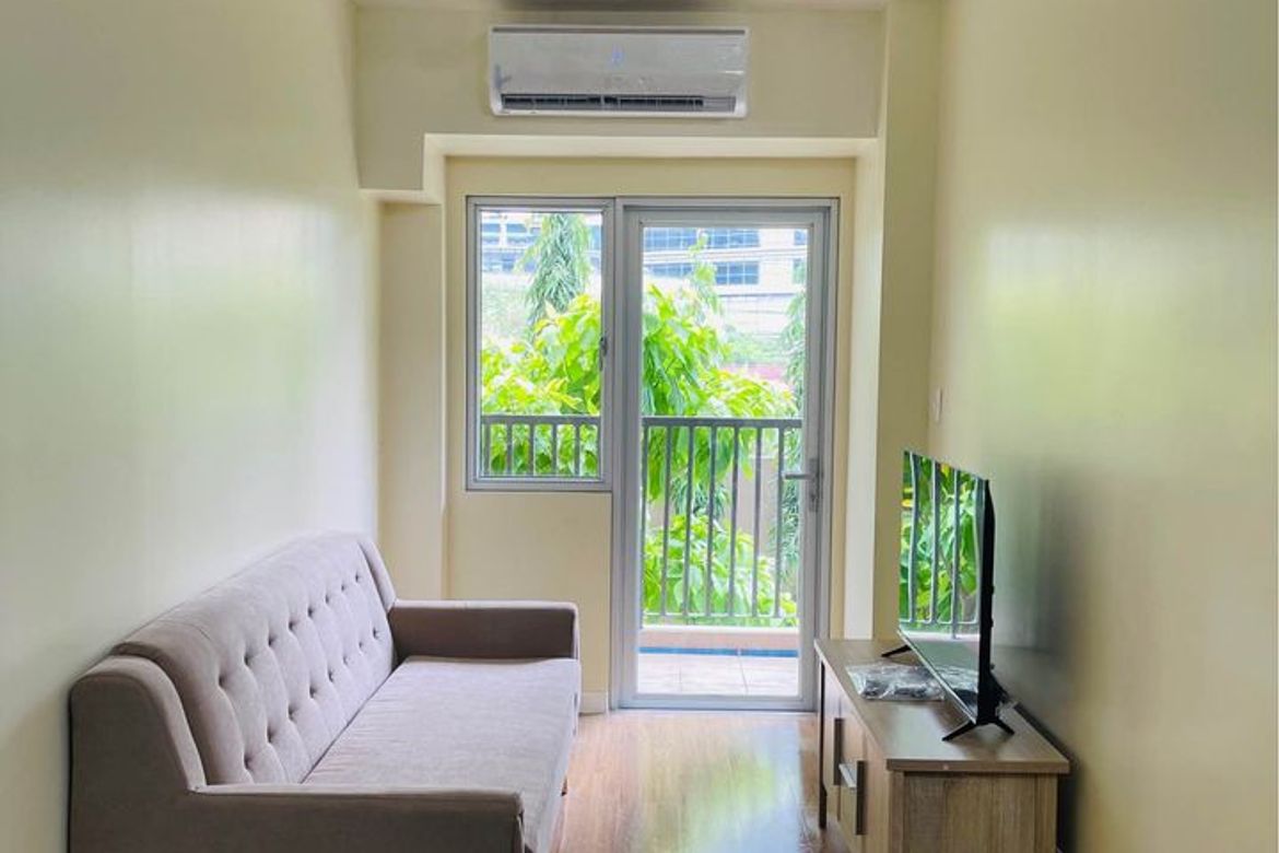 2-Bedroom Fully Furnished Apartment with Balcony and Parking