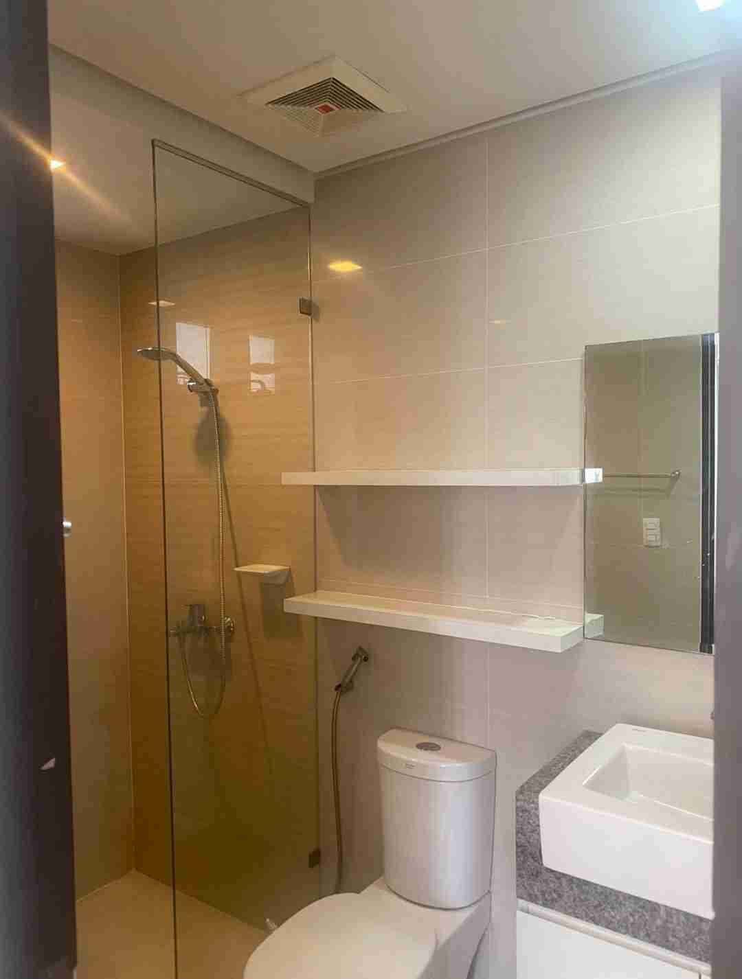 BGC-дағы Uptown Ritz 2 бөлмелі толық жабдықталған пәтер