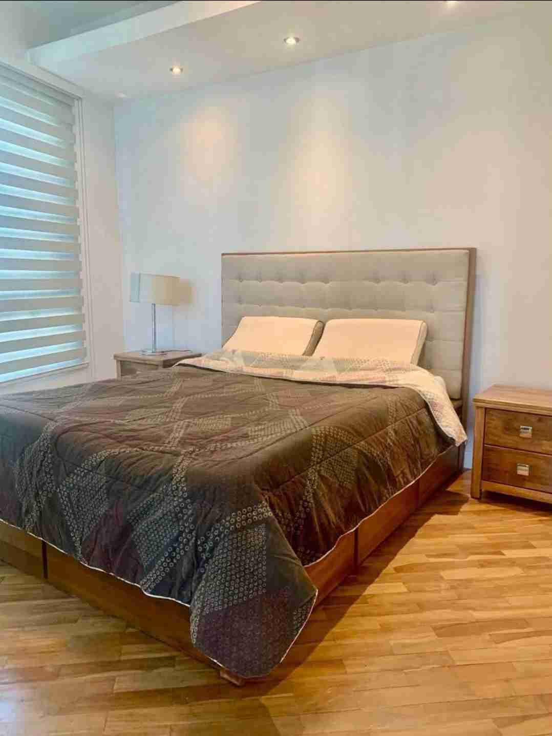 Rockwell Joya South бұрыс бөлмесі - Толық жиһазданған 2 бөлмелі балконмен