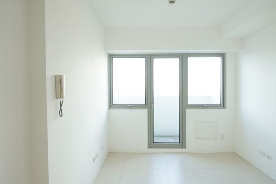 Studio Unit at The Residences at Commonwealth, Quezon City