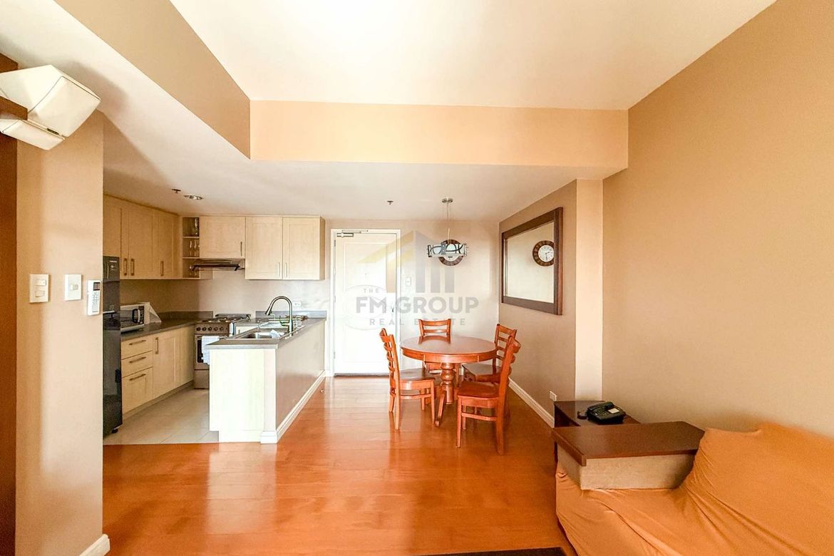 One Rockwell East Tower-дағы 1 бөлмелі толық жабдықталған пәтер