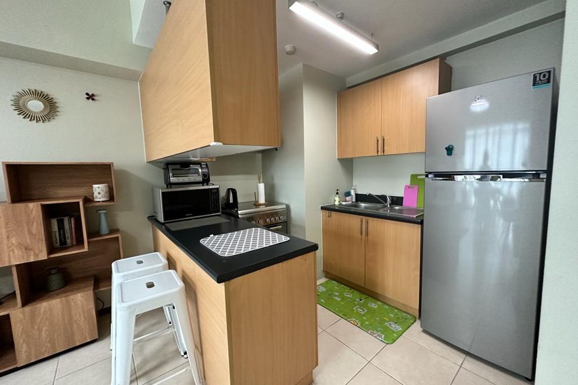 Two Serendra BGC, Тагиг қаласындағы екі бөлмелі пәтер