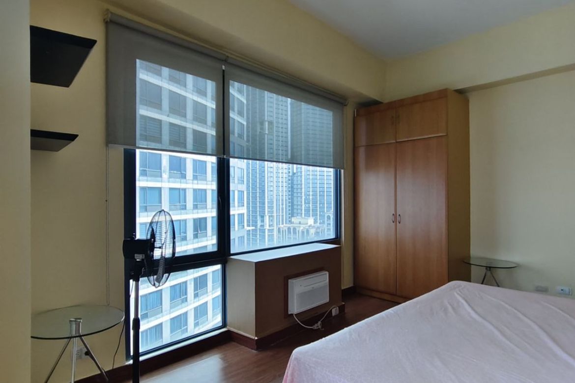 Fully Furnished 2BR Condo at Eastwood Parkview, Quezon City