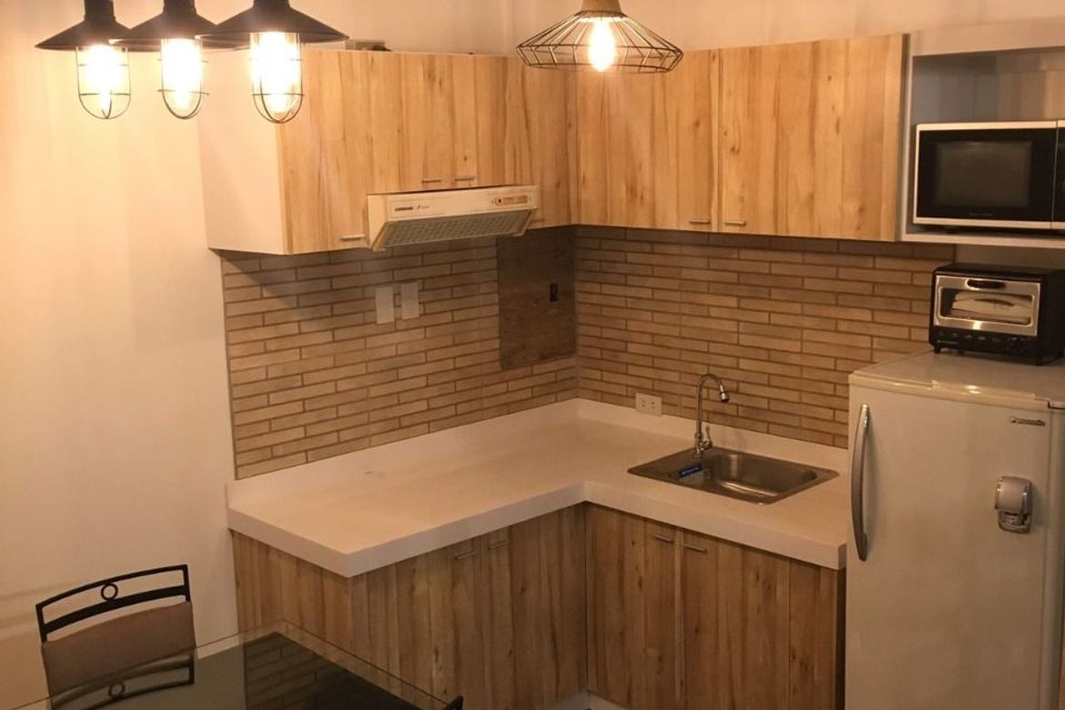 Fully Furnished Studio Apartment with Parking