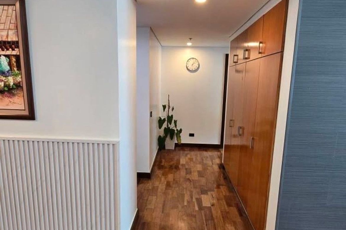 Luxurious 2-Bedroom Fully Furnished Apartment in Makati City