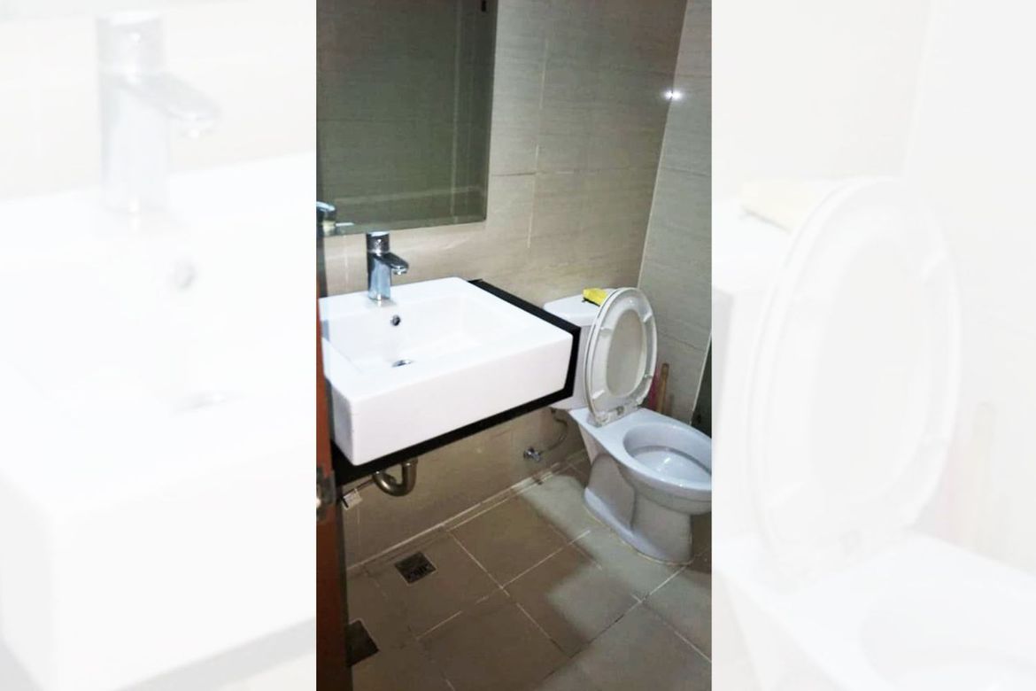 Fully Furnished Studio Unit at The Venice Luxury Residences