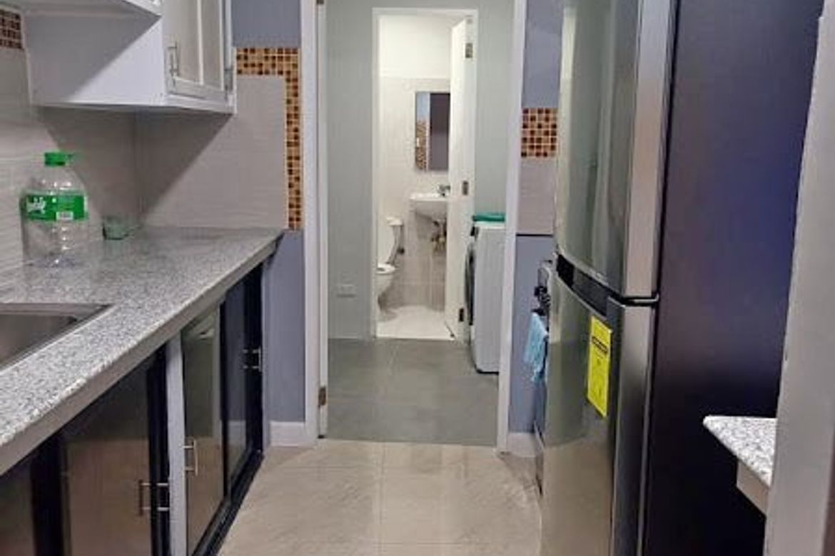 Bellagio Tower 2, BGC, Тагигдегі 3 бөлмелі жиһазбен жабдықталған пәтер