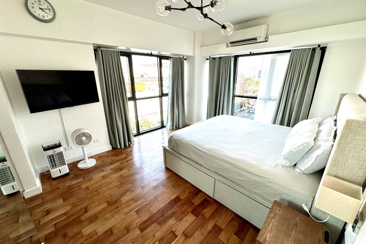1-бөлмелі жиһаздалған пәтер One Serendra-да, Bamboo мұнарасы