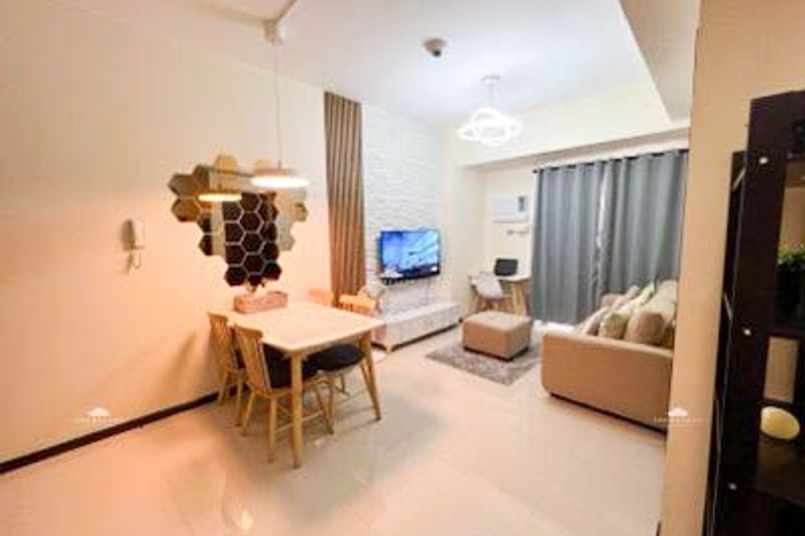 1 Bedroom Fully Furnished Apartment at The Radiance Manila Bay