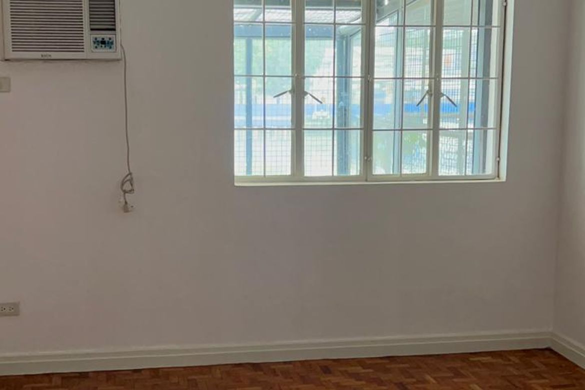 3BR House in Gated Community, Semi-Furnished
