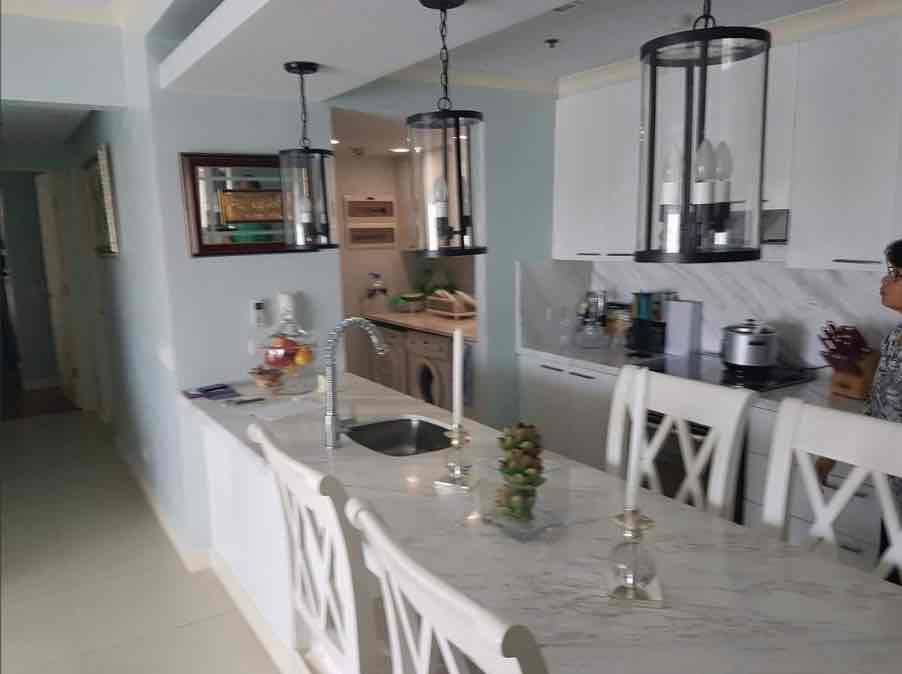 2 бөлмелі толық жабдықталған пәтер Two Serendra-да BGC көрінісімен