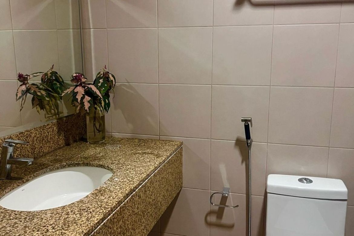 Central Park West-тегі 2 бөлмелі жиһазбен жабдықталған пәтер