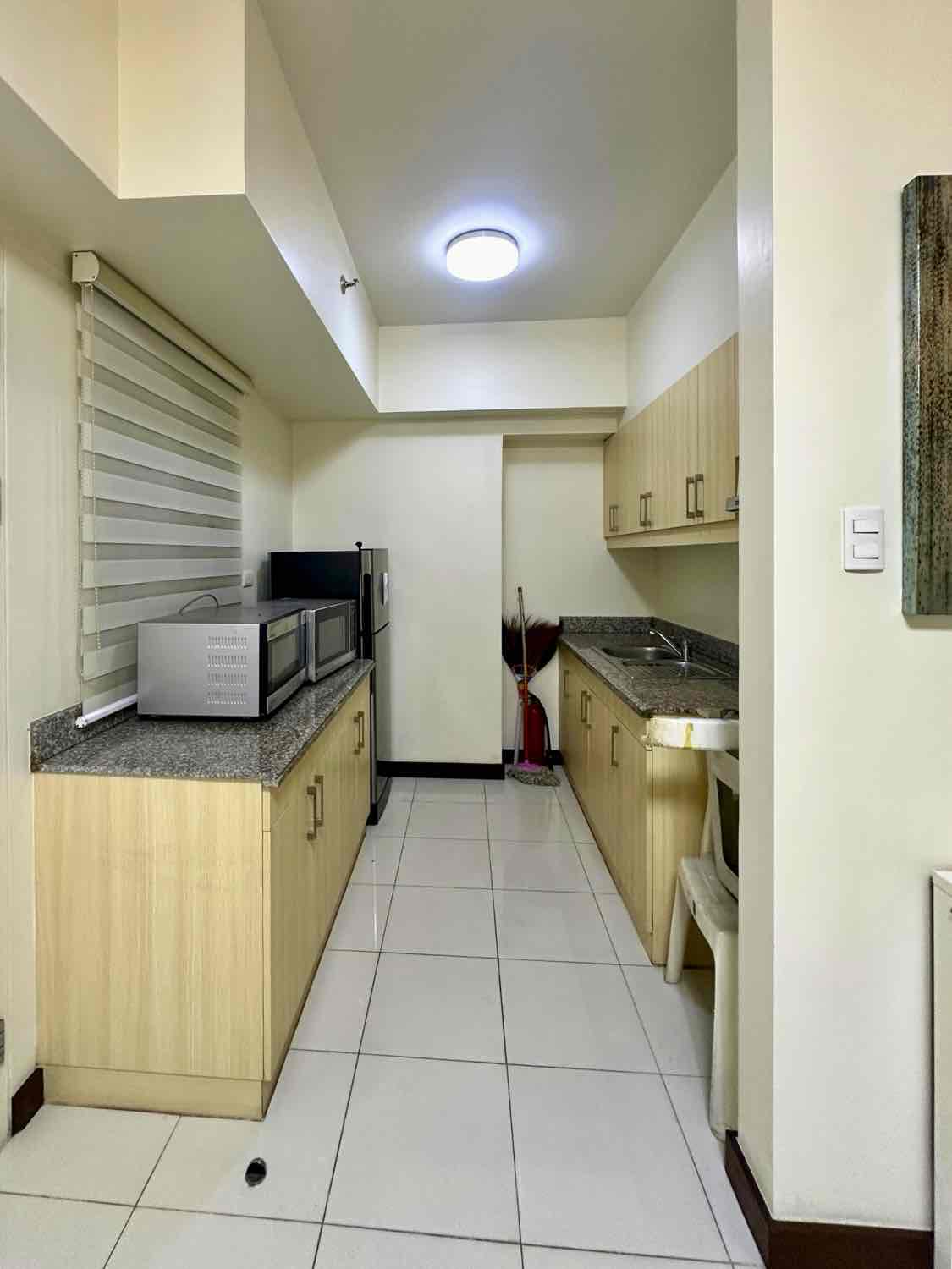 Lumiere Residences-те толық жабдықталған 2 бөлмелі пәтер
