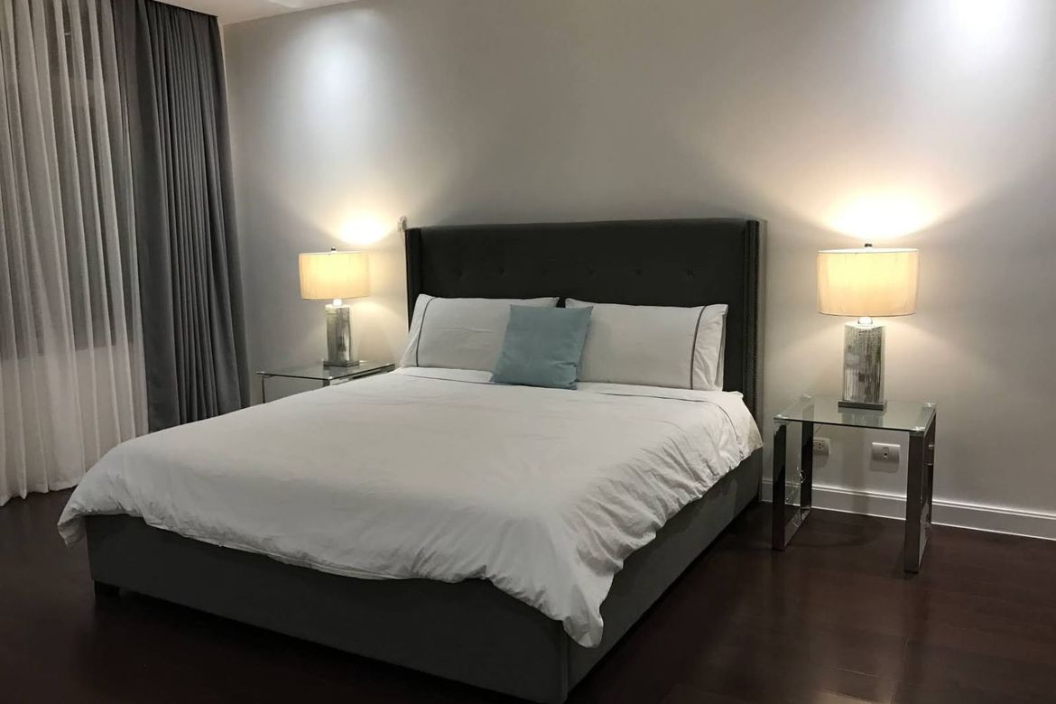 Luxurious 2-Bedroom Condo in Taguig City with City Views