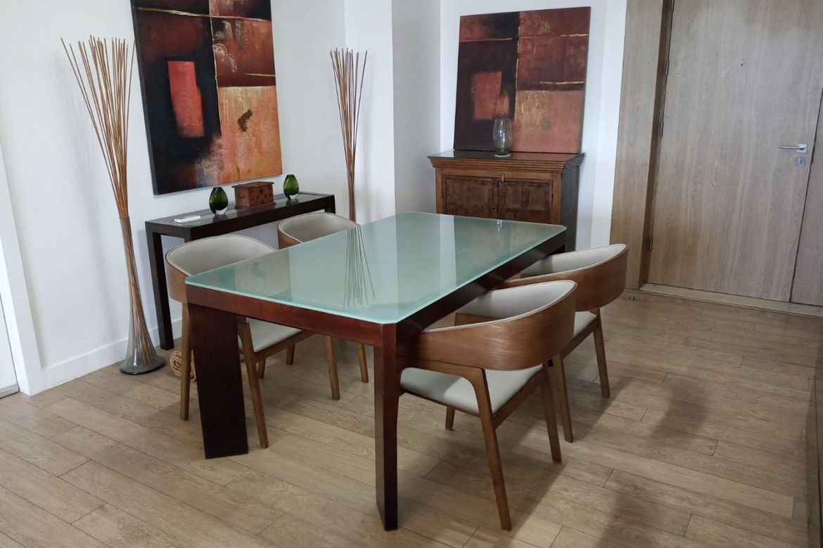 Fully Furnished 3-Bedroom Condo at One Shangri-La Place