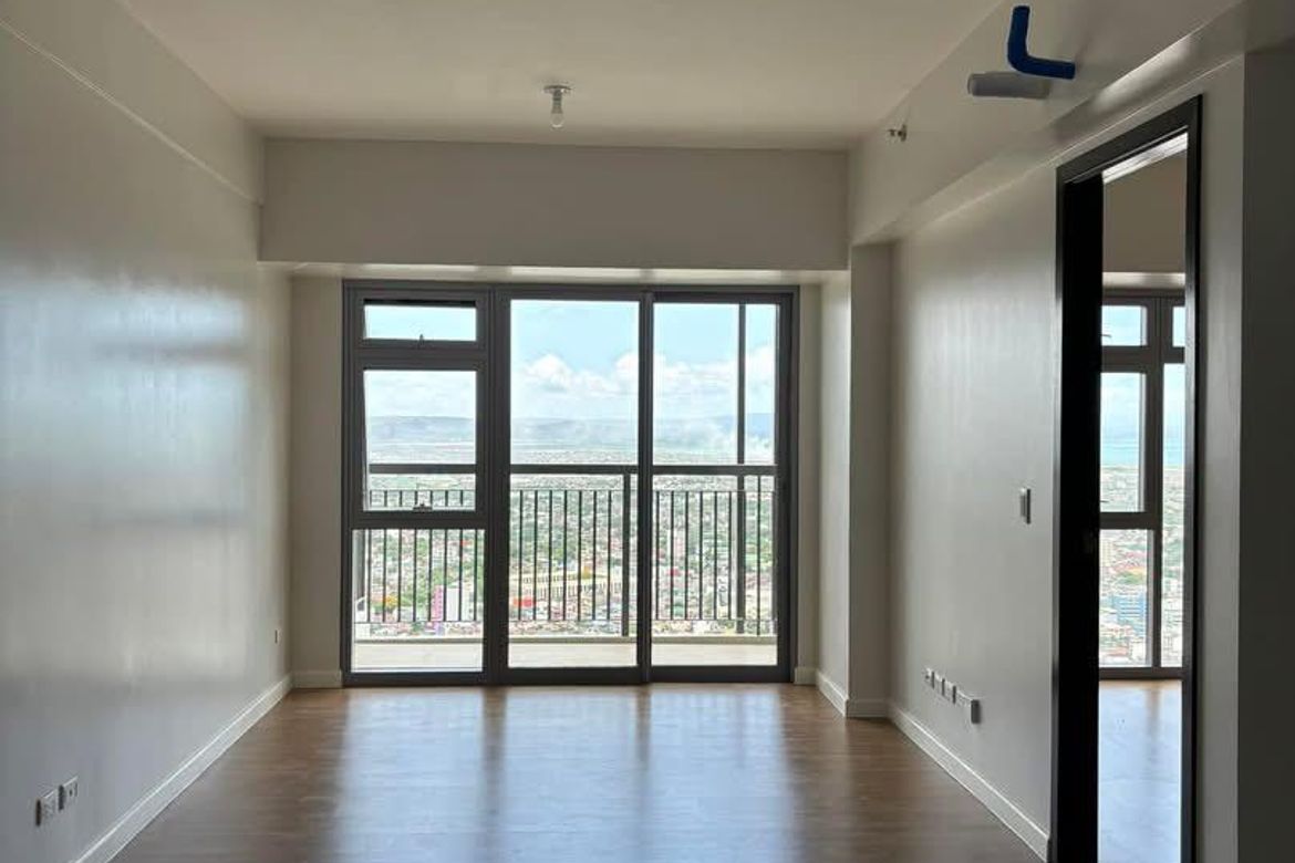 1-Bedroom Unit at Park Triangle Residences with City View