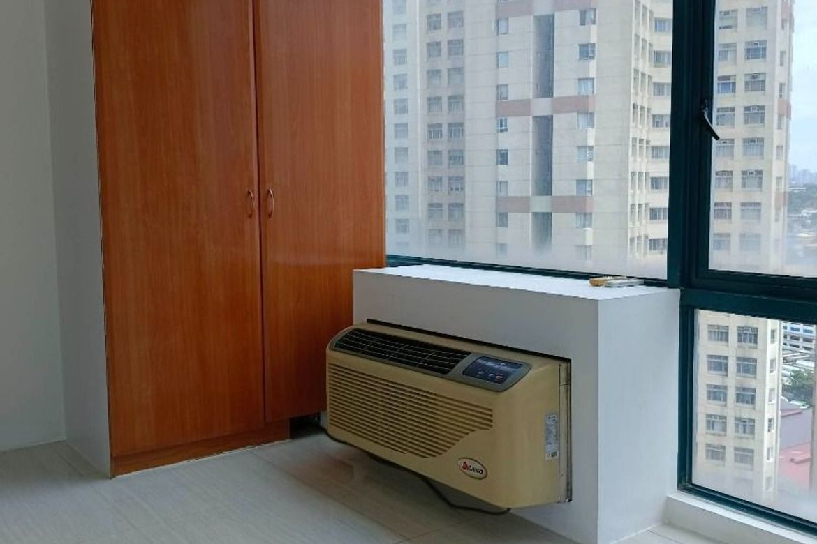 2 Bedroom Condo at Eastwood Parkview, Quezon City
