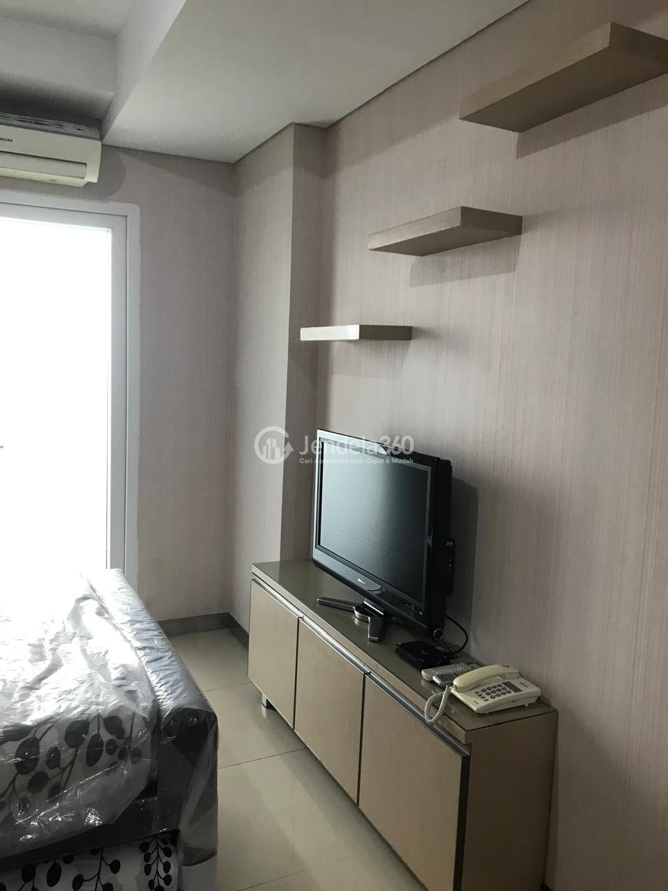 Fully Furnished Studio Apartment at Metro Park Residence