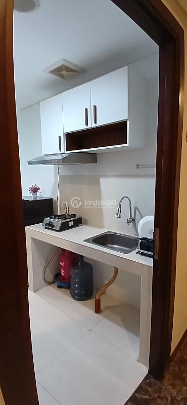 Fully Furnished Studio Apartment at Springwood Residence