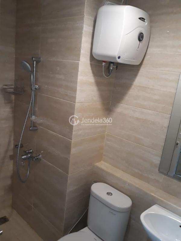 Fully Furnished Studio Apartment at Springwood Residence
