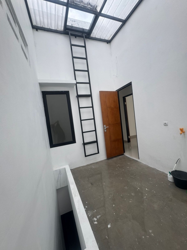 Modern Townhouse in Cibubur with Garden