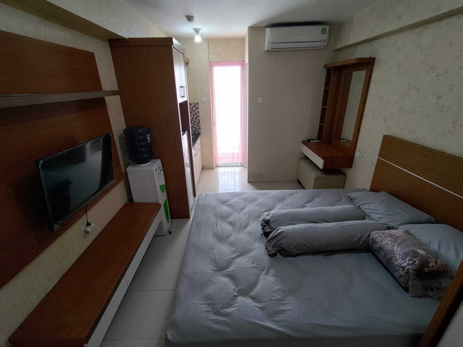 Furnished Studio Apartment in Bassura City Complex