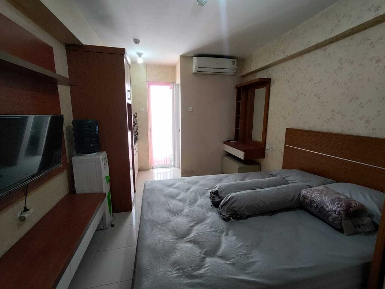 Furnished Studio Apartment in Bassura City Complex