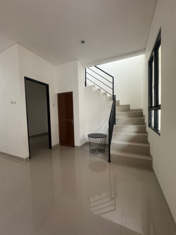 Modern Townhouse in Cibubur with Garden