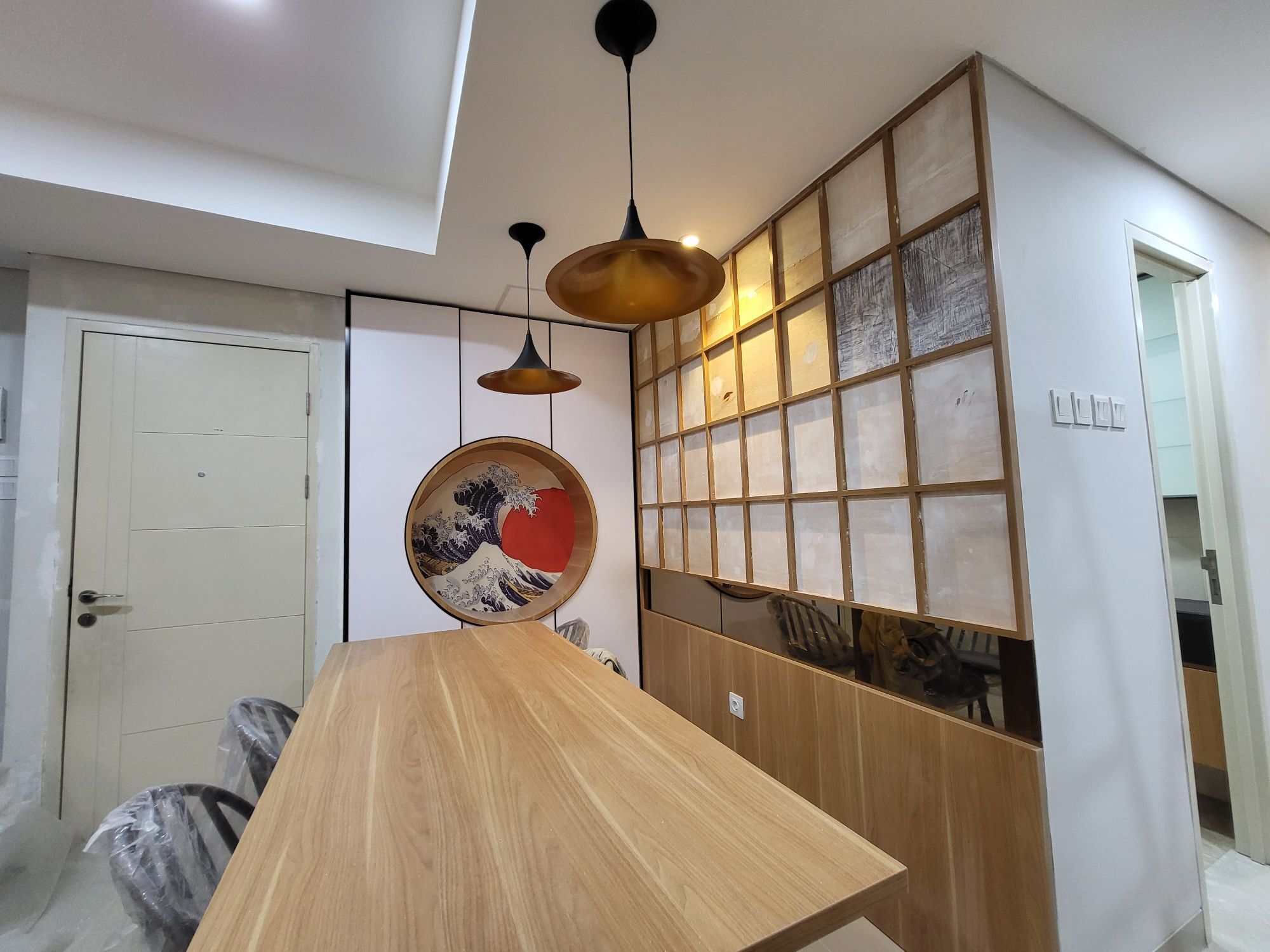 Furnished Studio Apartment with Japanese-Style Design