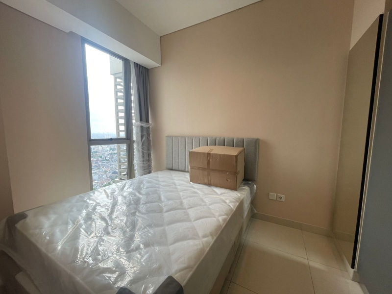 Modern Furnished 1-Bedroom Apartment in Taman Anggrek