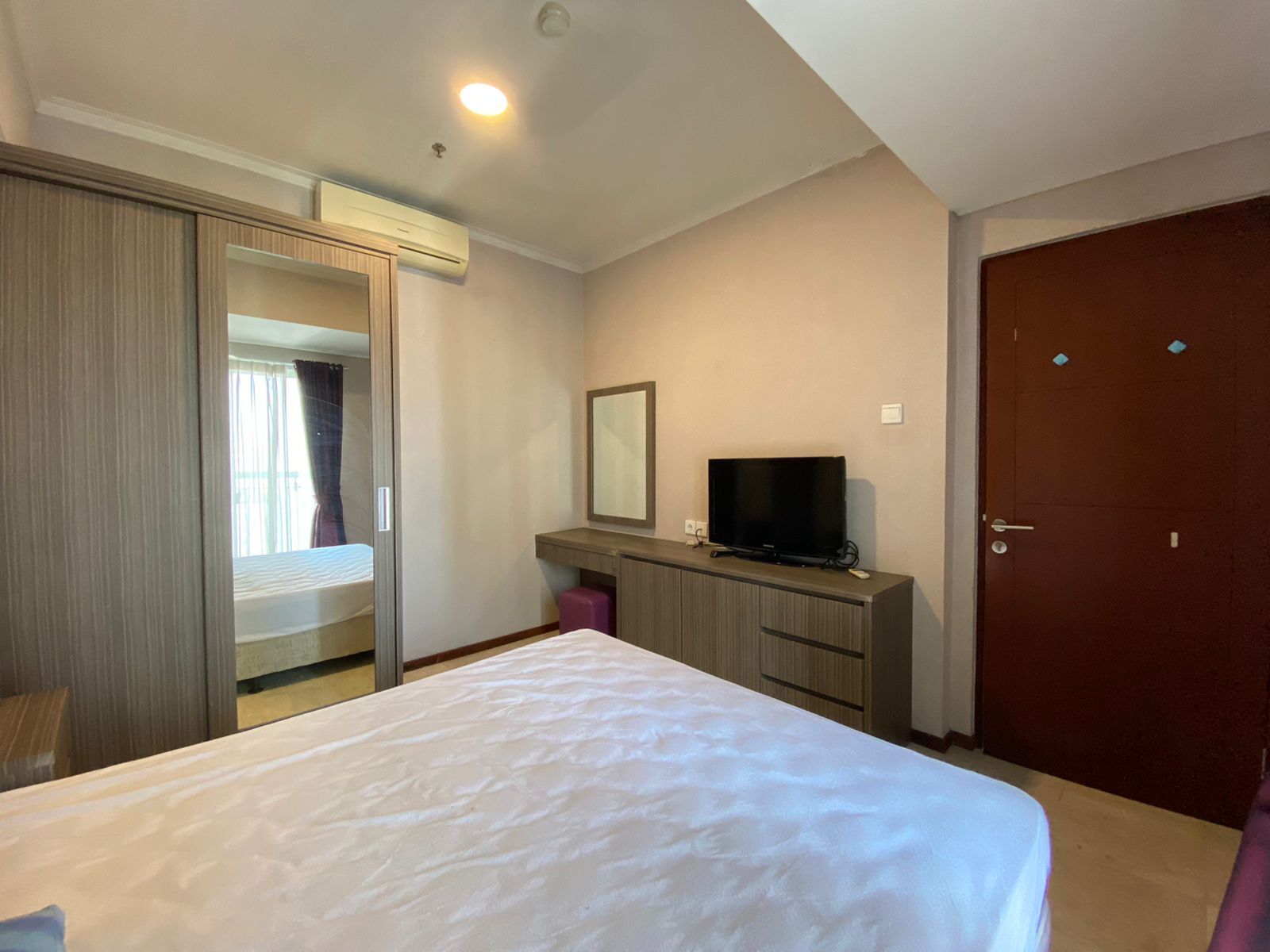 Modern 2-Bedroom Apartment with Pool in Tanjung Duren