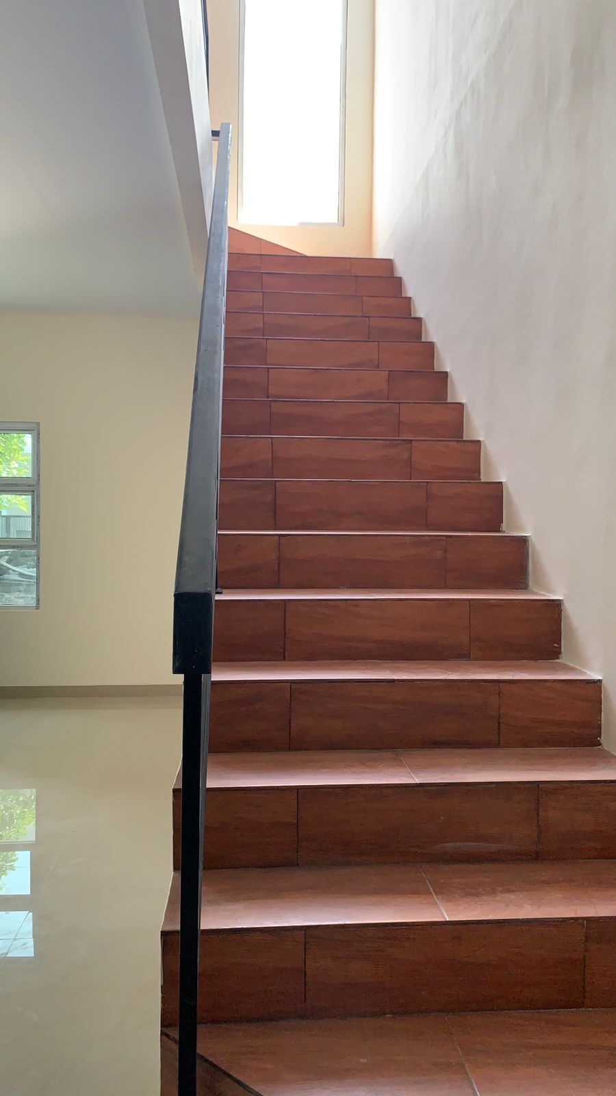 4+1 Bedroom House with Parking and Ground Water