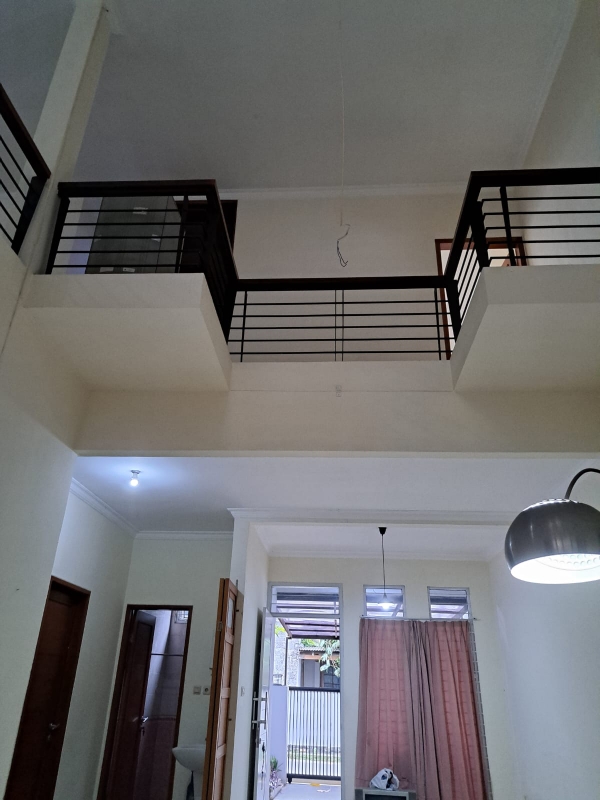 Spacious 4-Bedroom House with Garden in Rempoa