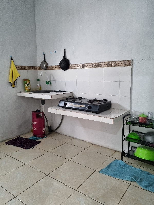 2-Bedroom House Near Universities with Parking