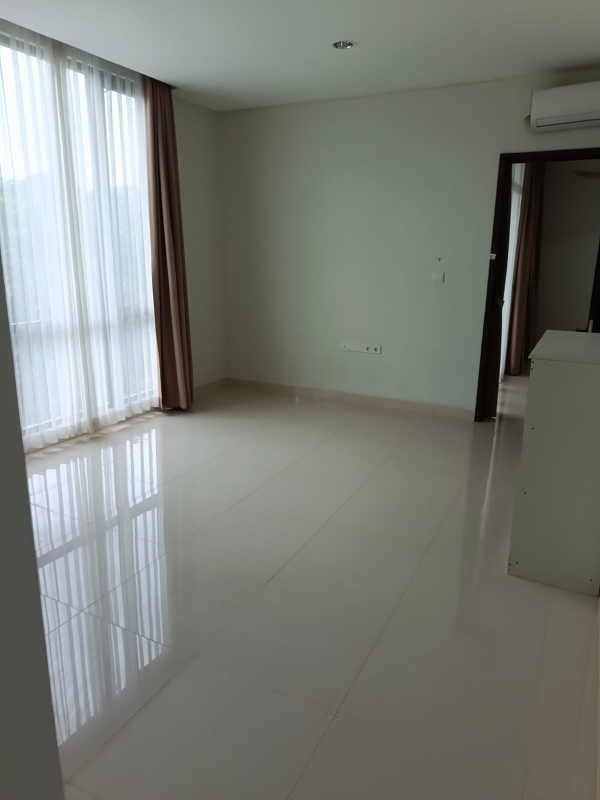 Spacious 2-Bed Cluster House with Garden