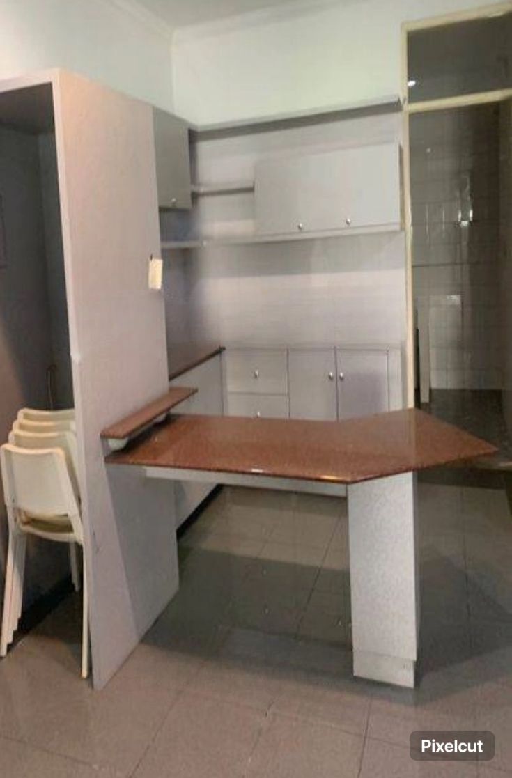 Меблированный дом в Пондок Инда, готовый к въезду