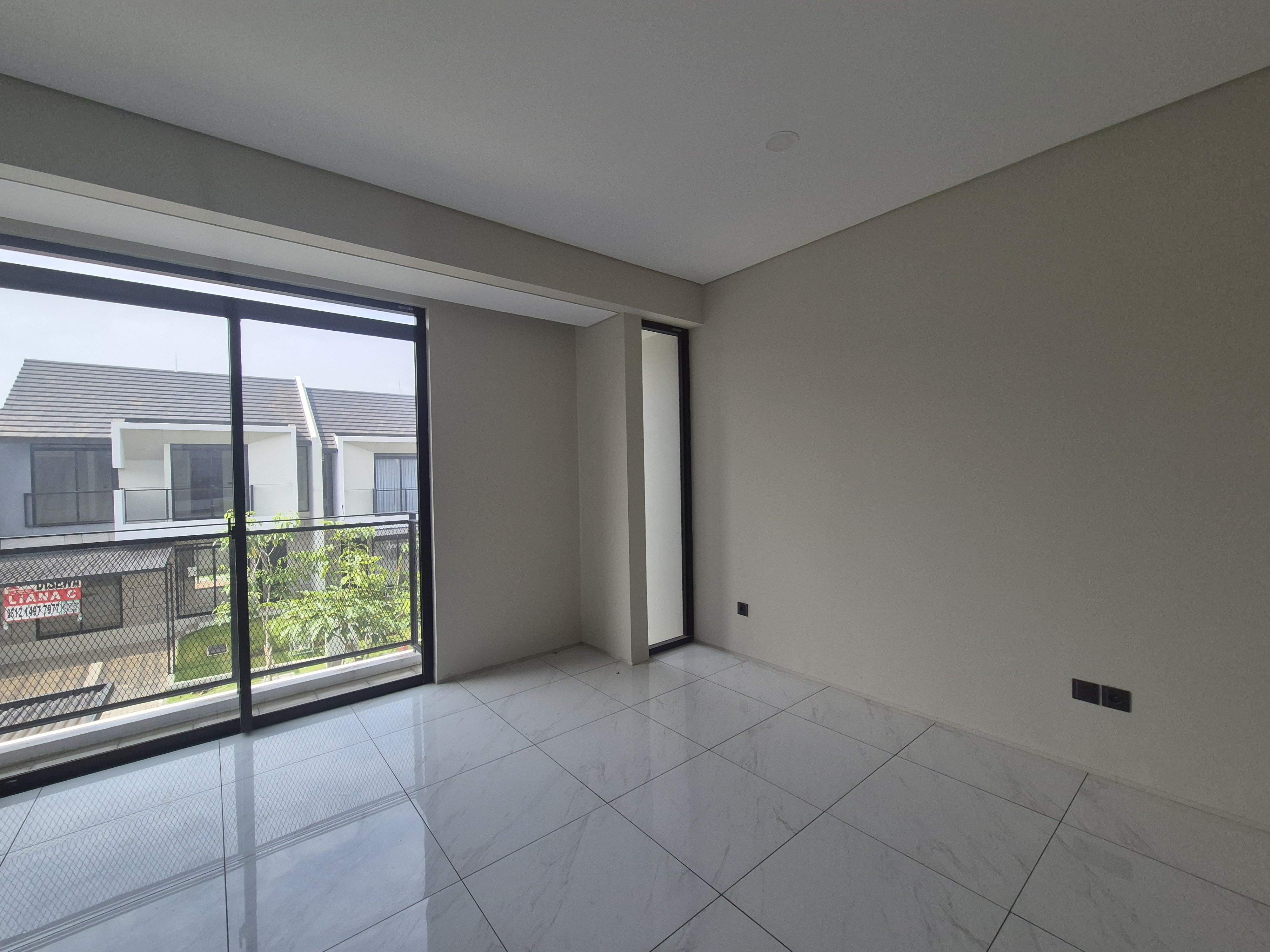 Elite Residence in Kota Baru Parahyangan Complex