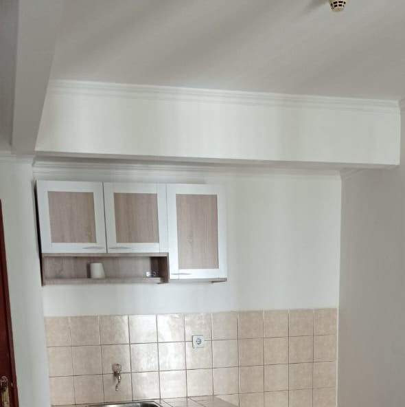 Furnished 2-Bedroom Apartment with Pool View