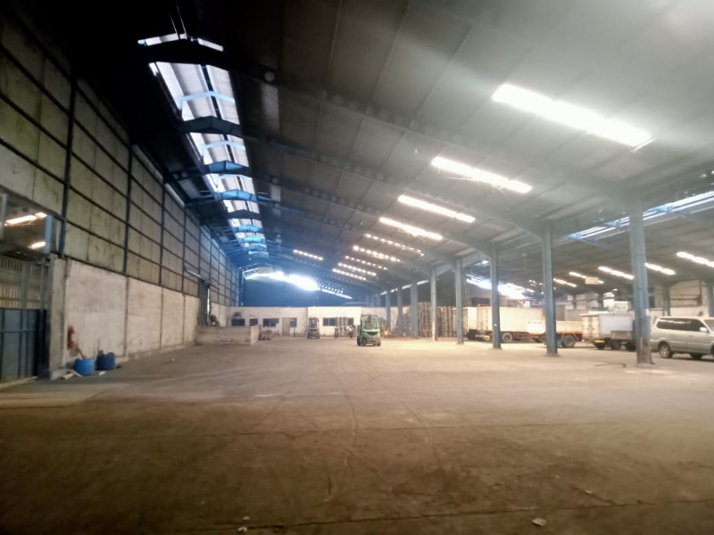 Secure Industrial Warehouse Near Tangerang Toll Road