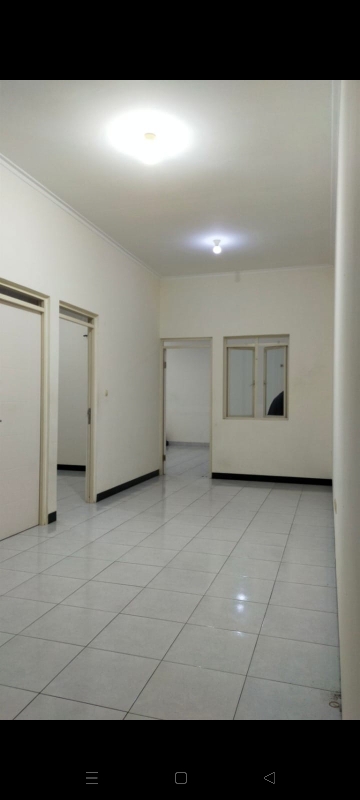 Spacious Property with AC and Covered Parking