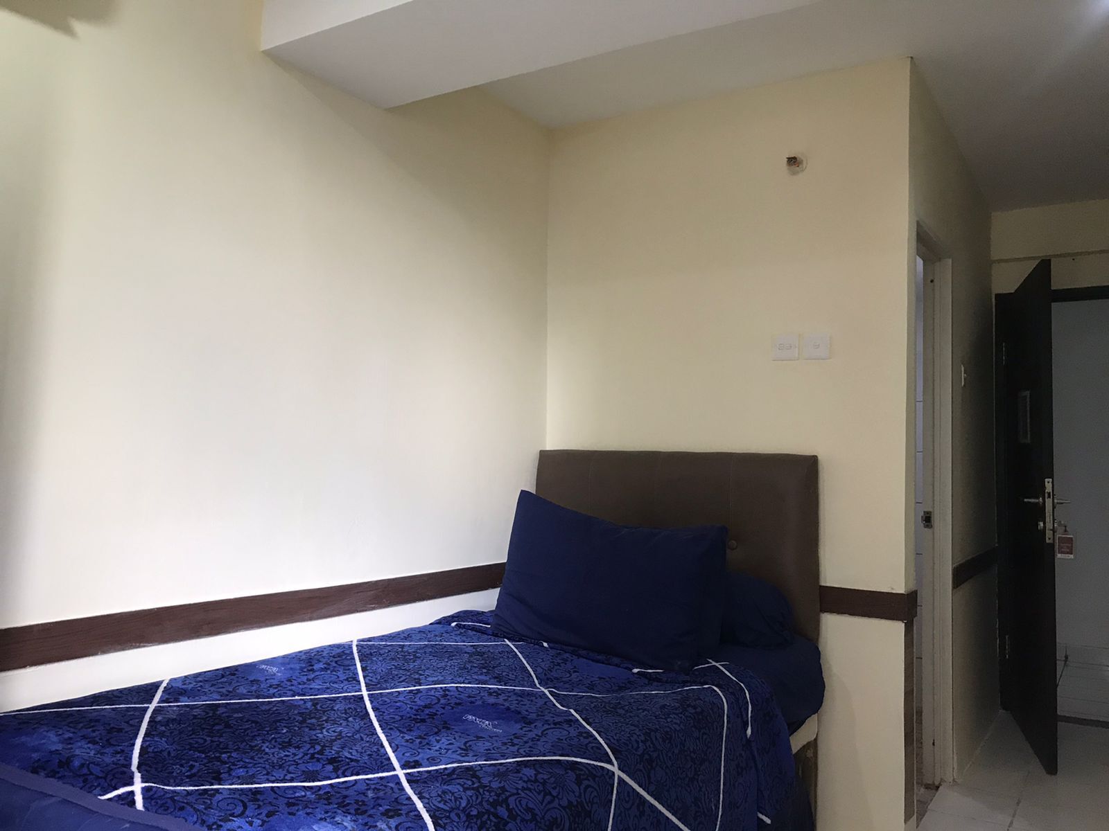 Modern 1-Bedroom Apartment Near Cihampelas Mall