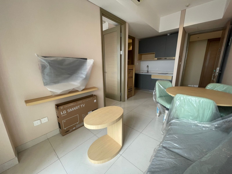 Modern Furnished 1-Bedroom Apartment in Taman Anggrek