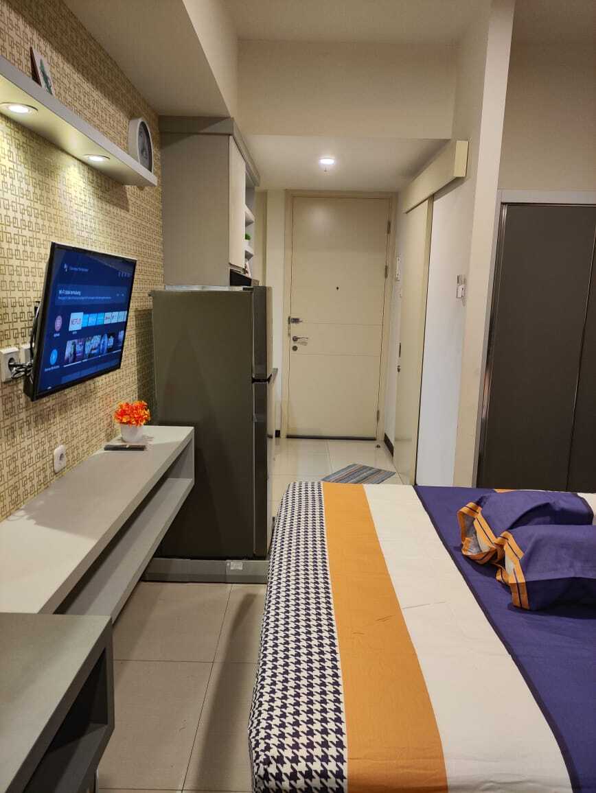 Monthly Rental Apartment at Pakuwon City Mall, Strategic Location
