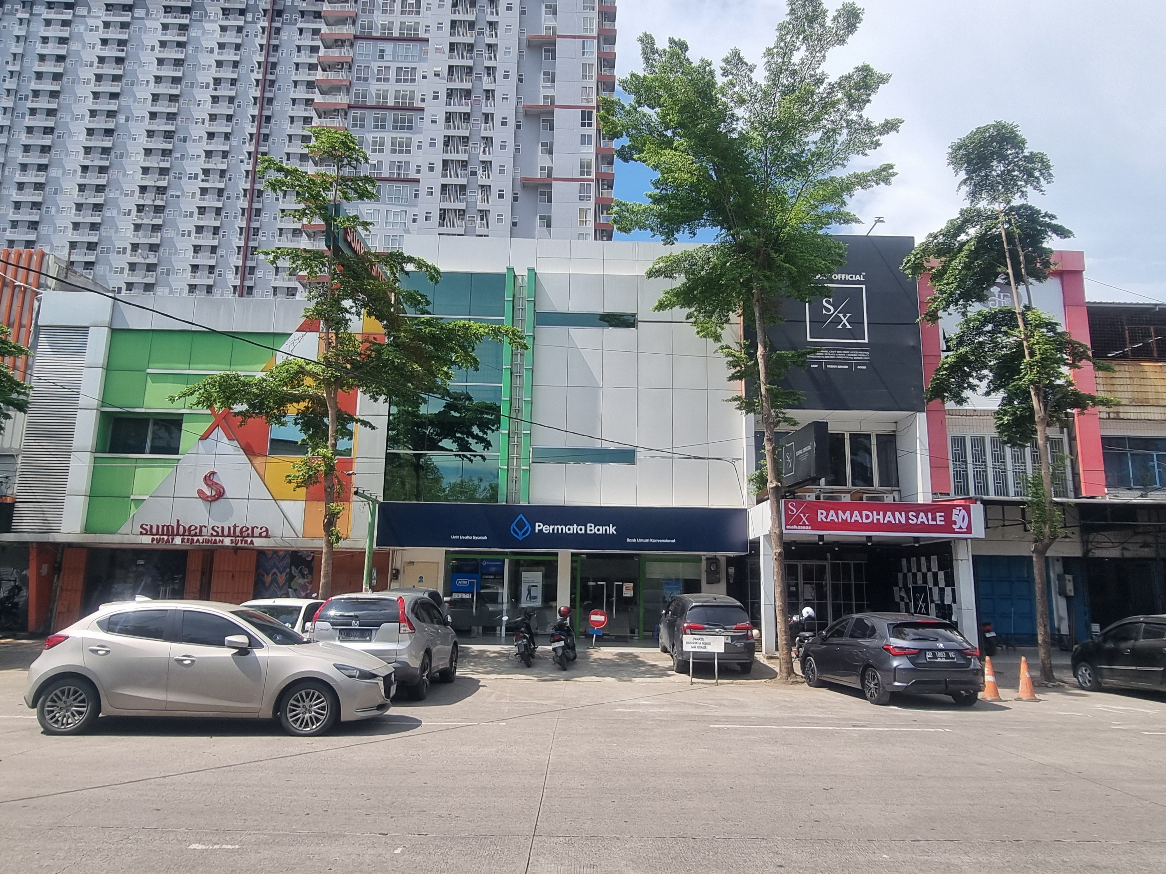 Three-Story Commercial Shop House on Boulevard