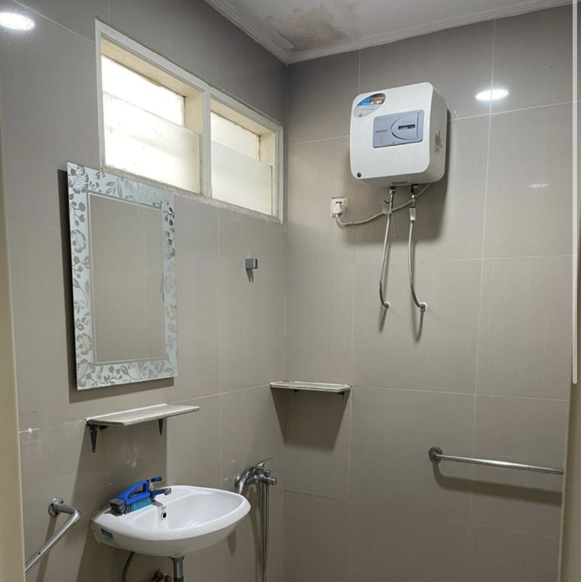 3-Bedroom House with Garden in Alam Sutera